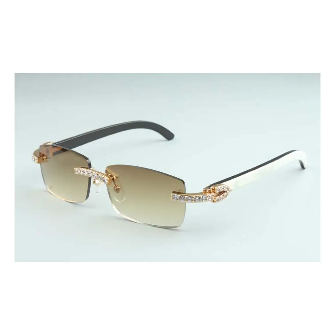 

2021 Endless Luxury Diamond Sunglasses 3524012-B10 Natural Mixing Horn Glasses Lens 3.0 Thickness