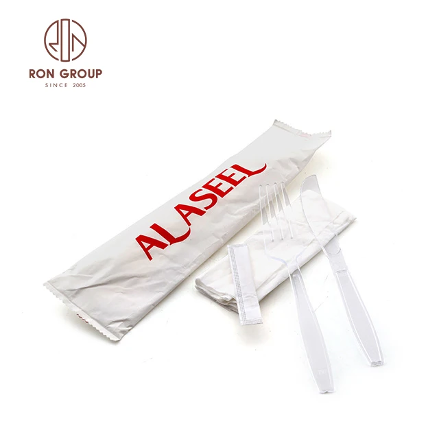 

disposable clear plastic tableware party set