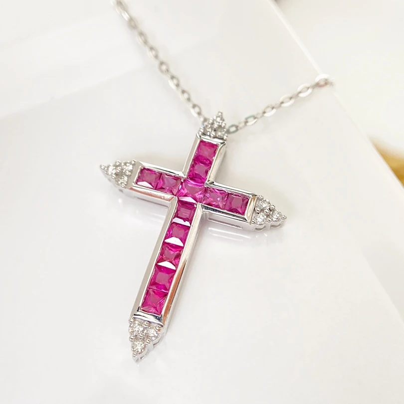 Rose Ruby 0.95 Ct 18k Solid Go