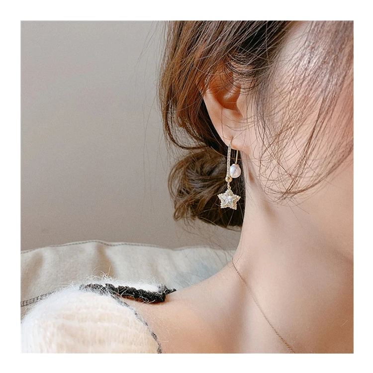 

South Korea east gate temperament pearl after hanging type ear hook star earring female new style tide fashion earring, The picture color