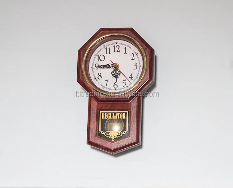 Plastic pendulum clock (3)