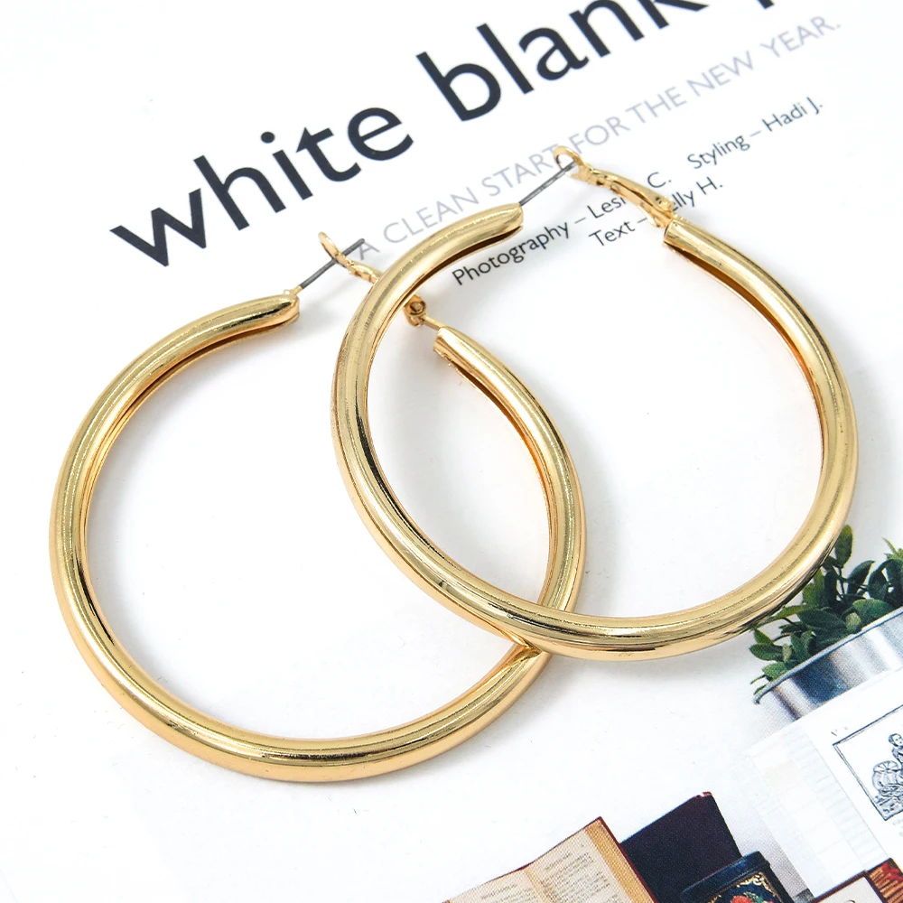 

Veijer Simple Style Women Gold Round Hoop Earrings
