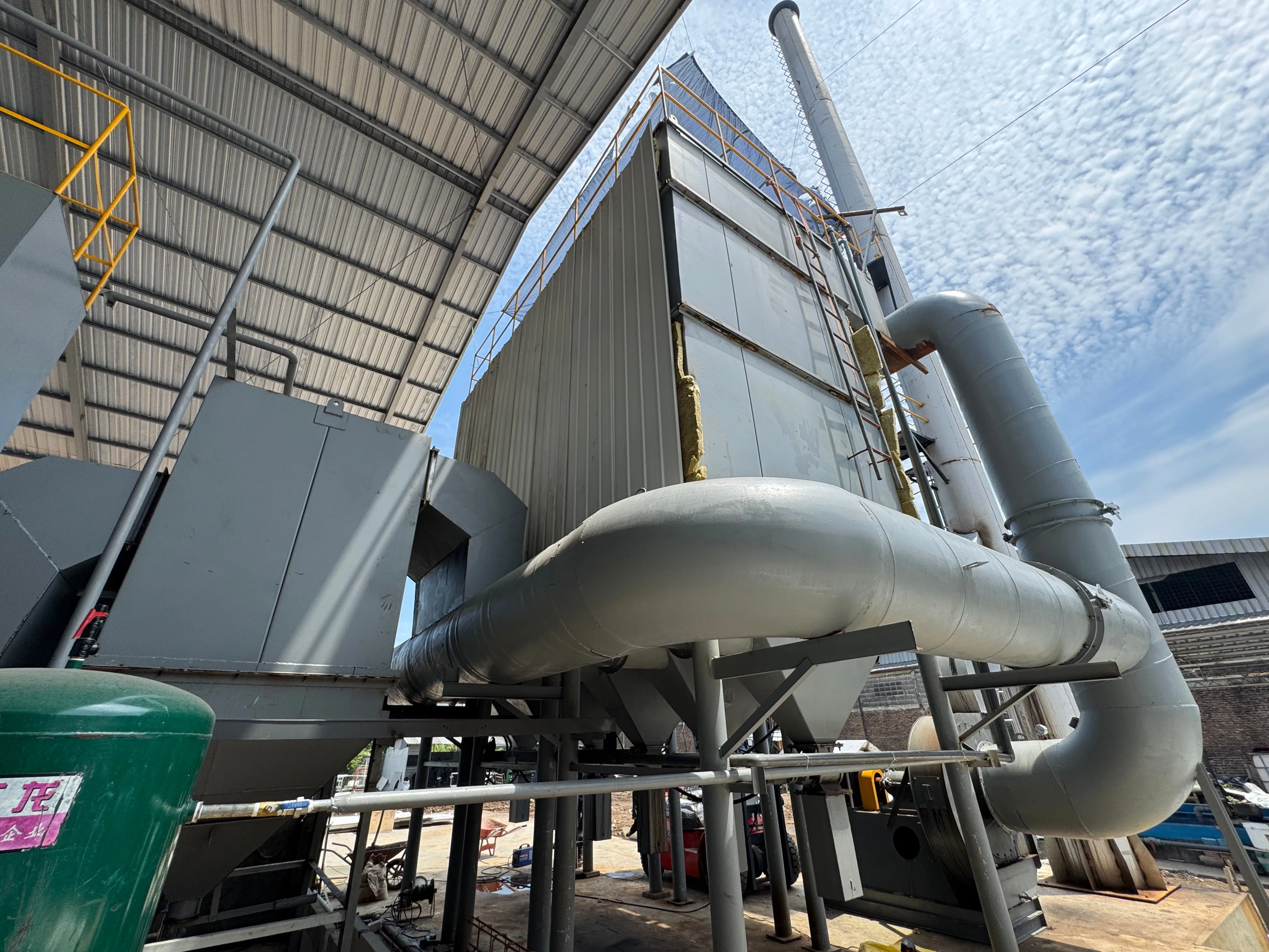 Boiler chimney and steam pipe overview