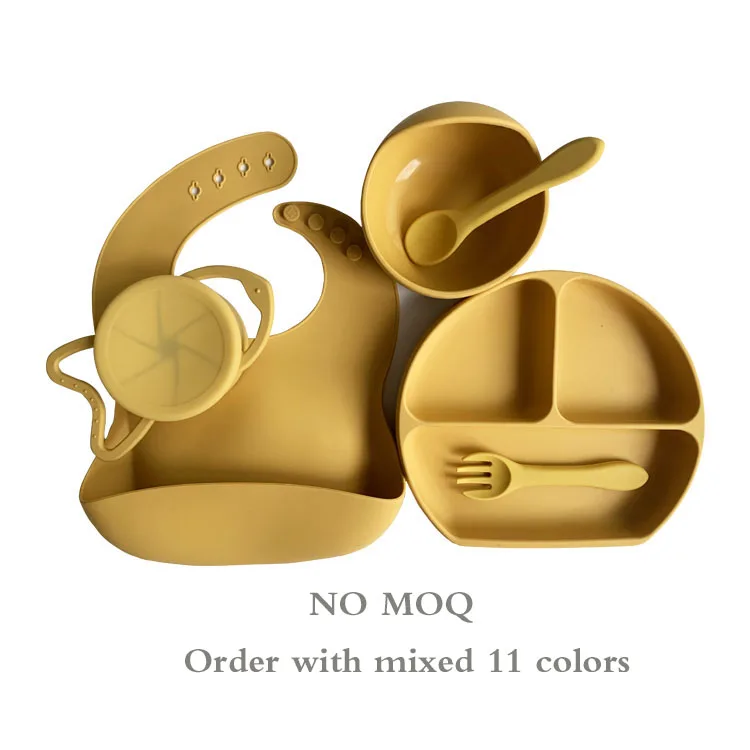 

456 Low MOQ kids weaning eating set suction bowl and spoon suction plate silicone baby feeding set, 11 colors