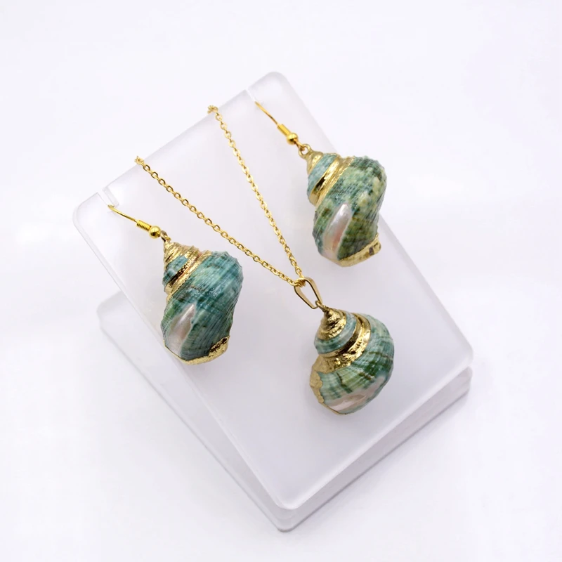 

Wholesale handmade green gold plated shell pearl fashion jewellery natural quality seashell pearl pendant for Boho jewelry set, Natural colors