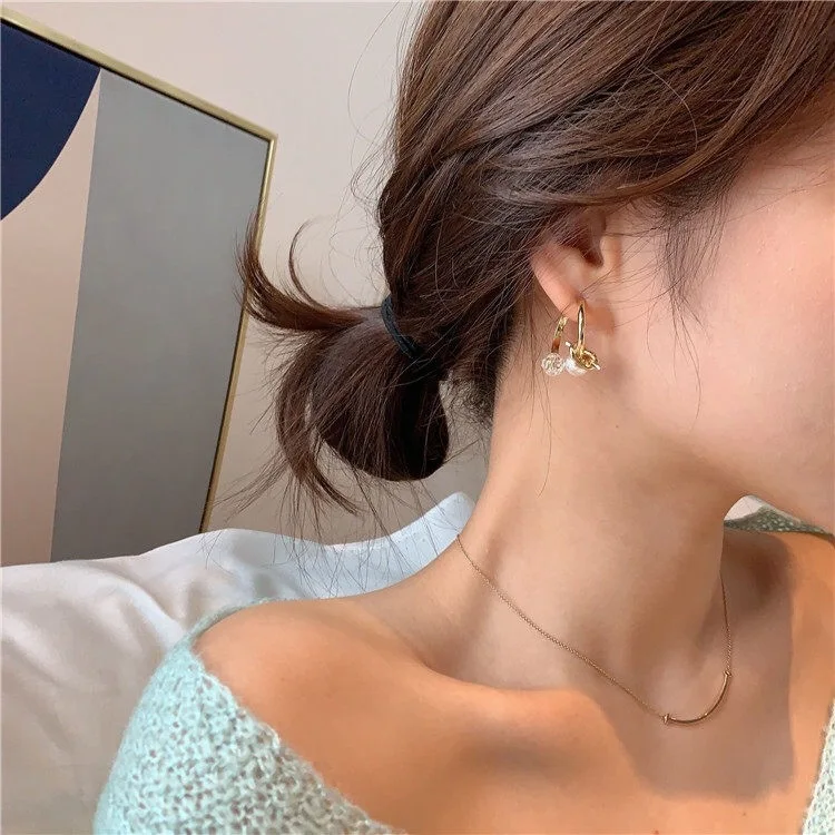 

Korean Style Fashion Shining Rhinestones Cute Stud Earrings Jewelry Gifts For Girls, Picture