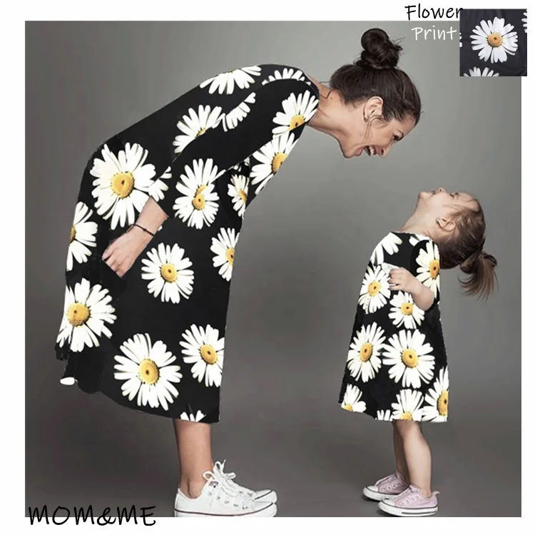 

High Quality Daisy Flower Print Beach Dress Short Sleeve O Neck Mom and Kids Parent Children Family Girls Kids Clothing, In available