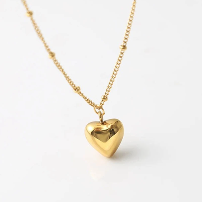 

18K Gold Plated Stainless Steel Hollow Heart Pendant Necklace for Women