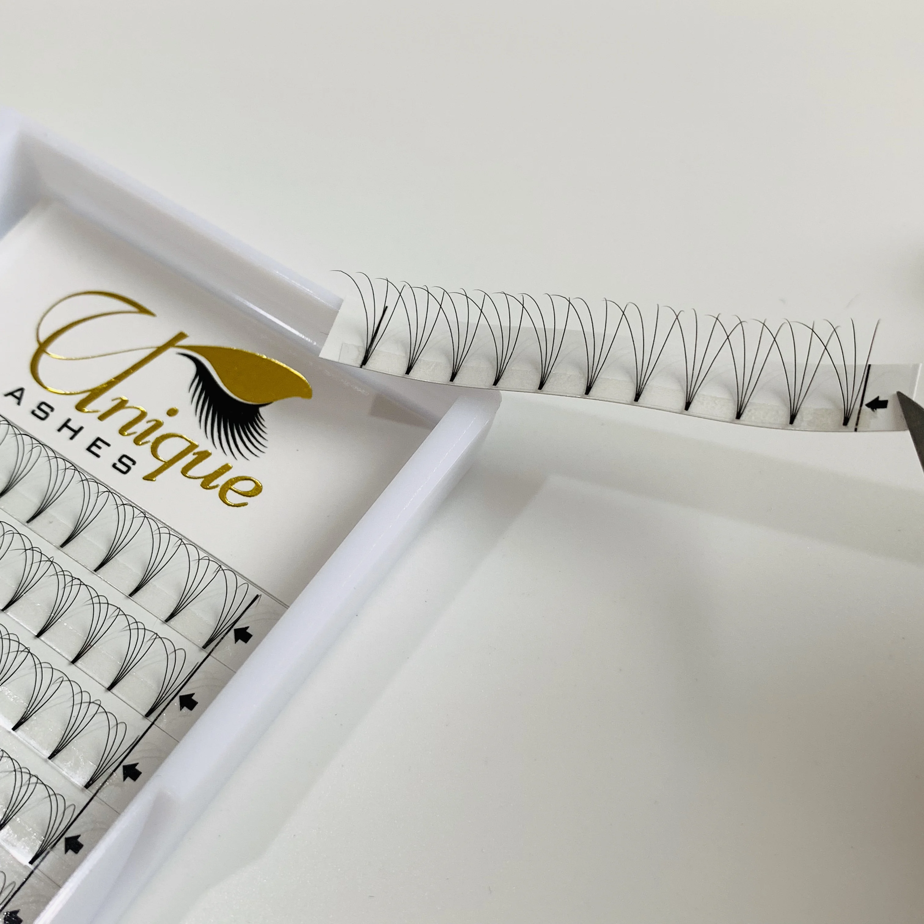 Professional Eyelashes Wholesale 4D 0.07 0.10 Premade Fans Eyelashes Extensions