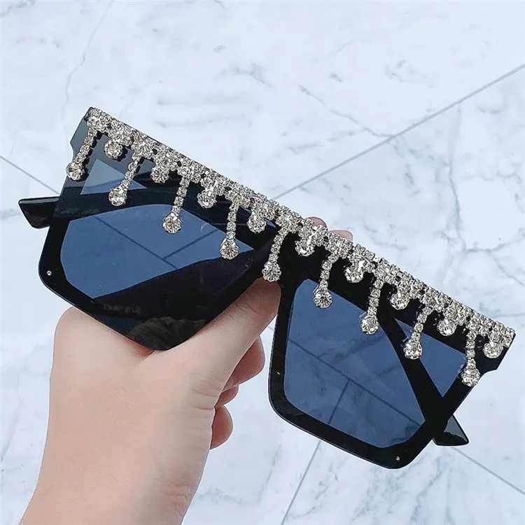 

2021 new diamond studded sunglasses square one piece sunglasses large frame diamond sunglasses, Picture shows