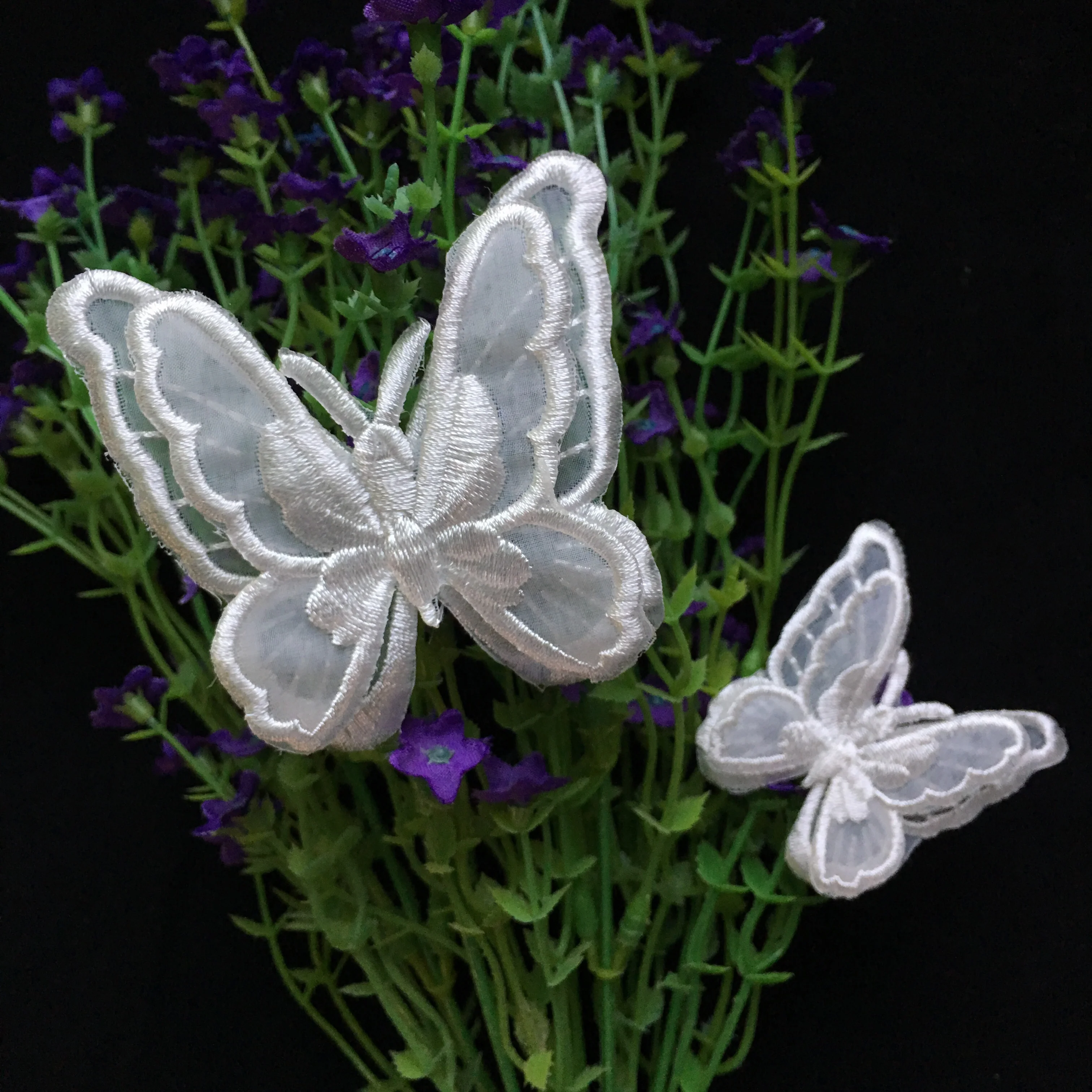 

Wedding Dress Butterfly Embroidery White Large Butterfly Embroidery Cloth Stickers Computer Embroidery Butterfly Customization, Which color and size you need, please contact us