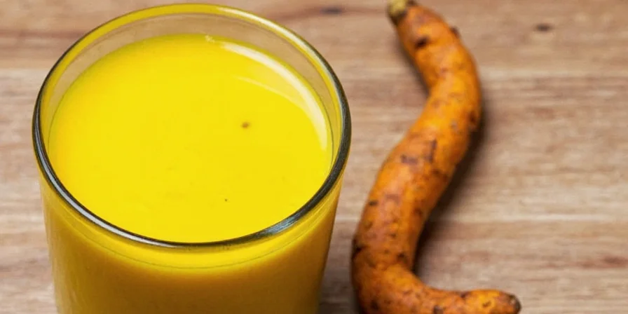 Golden milk ingredients with fat source emphasis