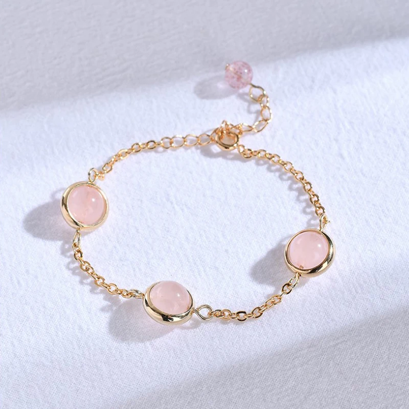 

Wholesale strawberry crystal lucky friendship gift jewelry gold exquisite custom bracelet