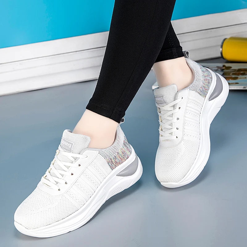 

2020 New arrival breathable mesh lightweight fashion casual casual sneakers ladies shoes women sports shoes, Optional