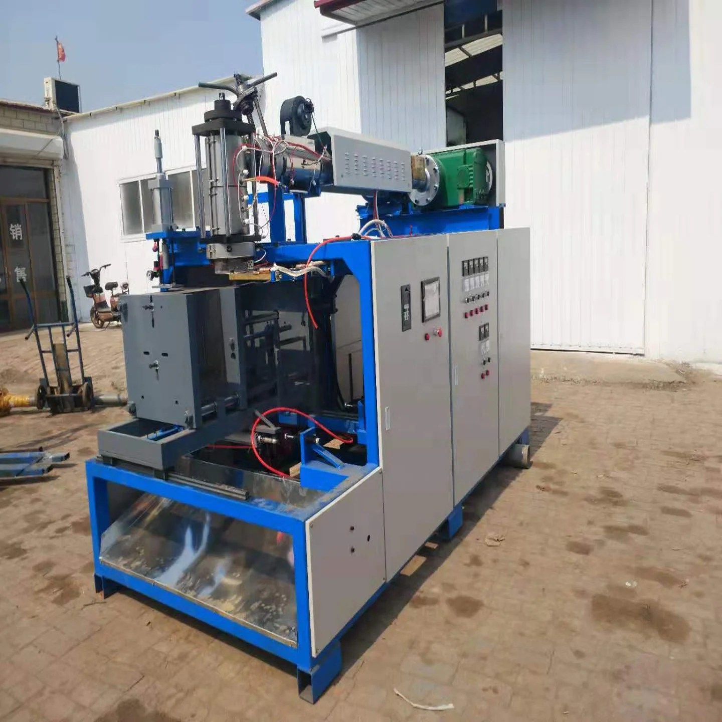 
PP PE Extrusion blow molding machine 