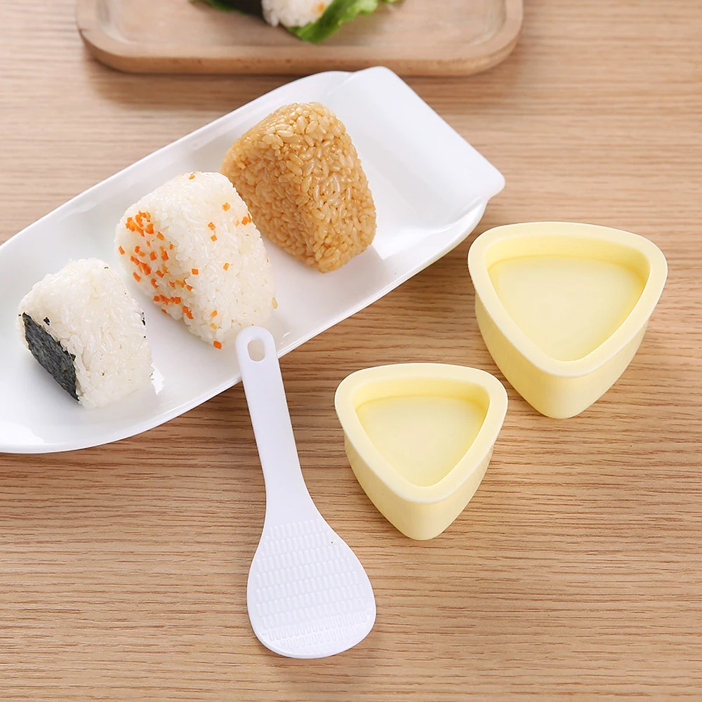 

DIY Sushi Mold Onigiri Rice Ball Food Press Triangular Sushi Maker Mold Sushi Kit Japanese Kitchen Bento Accessories, Yellow