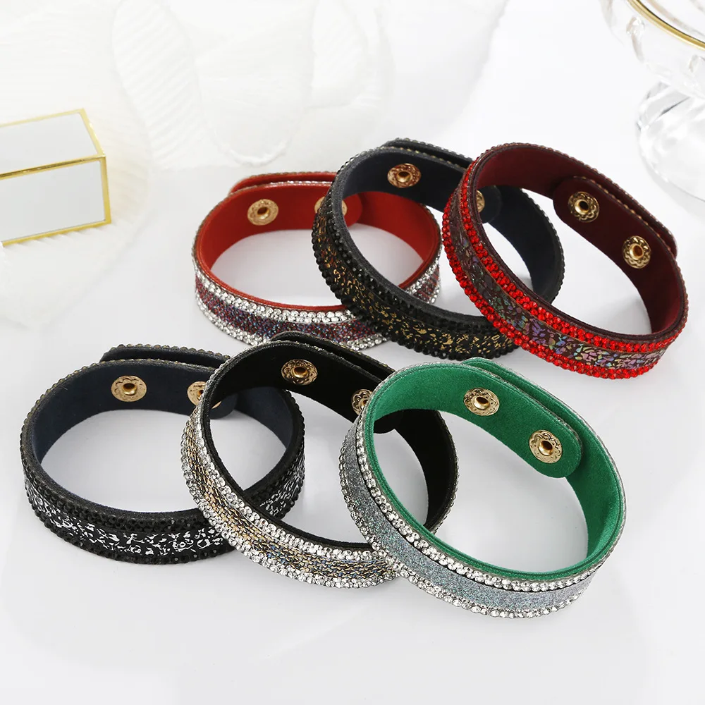 

Retro Sequins Reflective Color Matching Flannel Bracelet Mesh Diamond Bracelet Multicolor Stitching Leather Bracelet, Picture shows