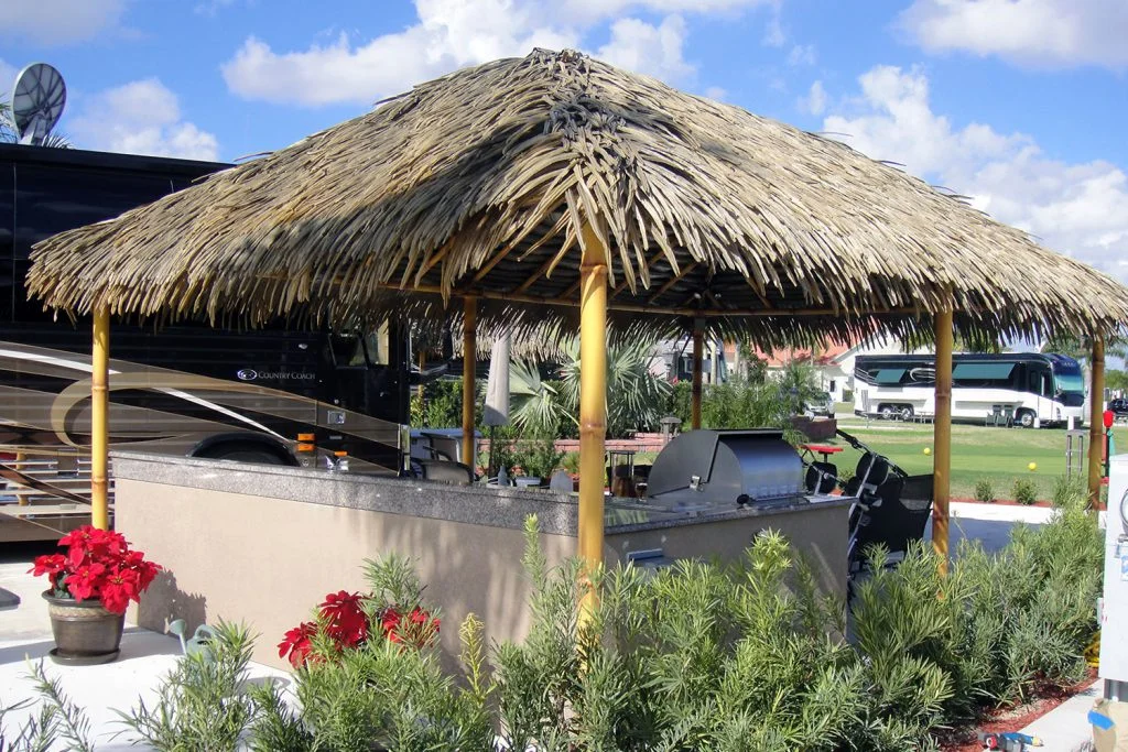 Pe Fireproof Artificial Plastic Synthetic Palm Leaves Thatch Roofing Buy Palm Thatch Panel