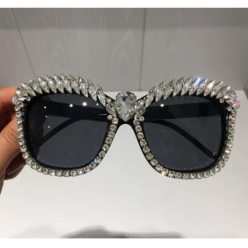 

2022 Hot Sales Cat Eye Sun Glasses Women Brand Designer Luxury Crystal Sexy Rhinestone Fashion Shades sunglasses, Custom colors