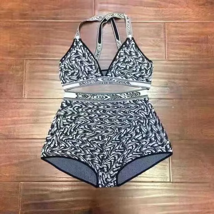 

designer joggers two piece short set women luxury sets women designer women sets, Picture