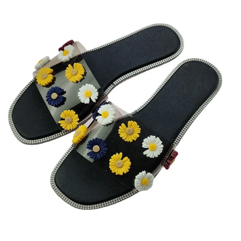 

2021 New Women's PVC Slippers Flat Slides Daisy & Rhinestone Women Slip On Jelly Sandals