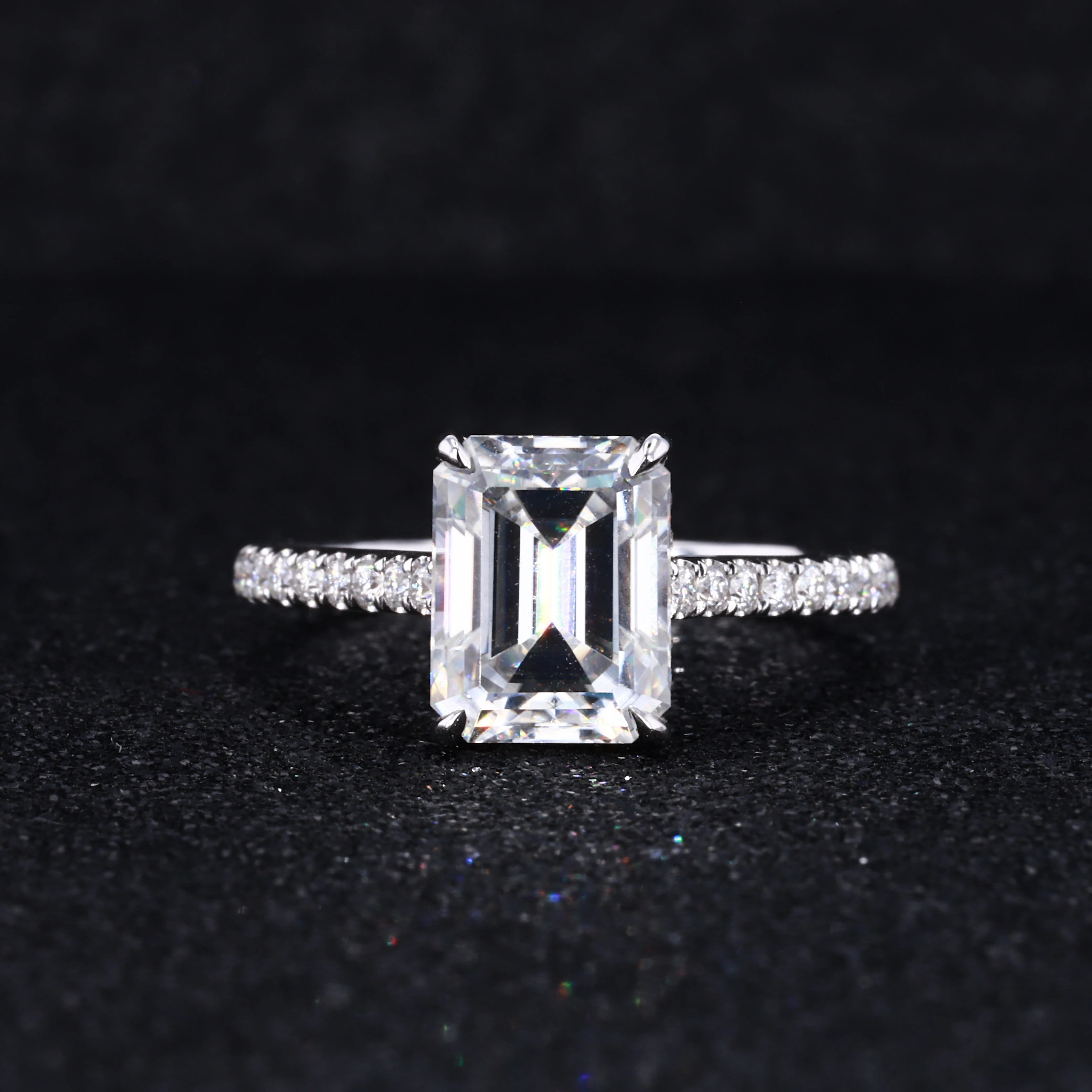 

Manufacturer Direct Sale 18k Ring Moissanite Wedding Rings Women Jewelry Trendy OEM