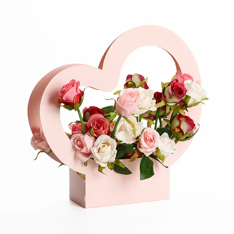 

Heart Shaped Folding Love Hand Flower Box Kraft Paper Flower Basket