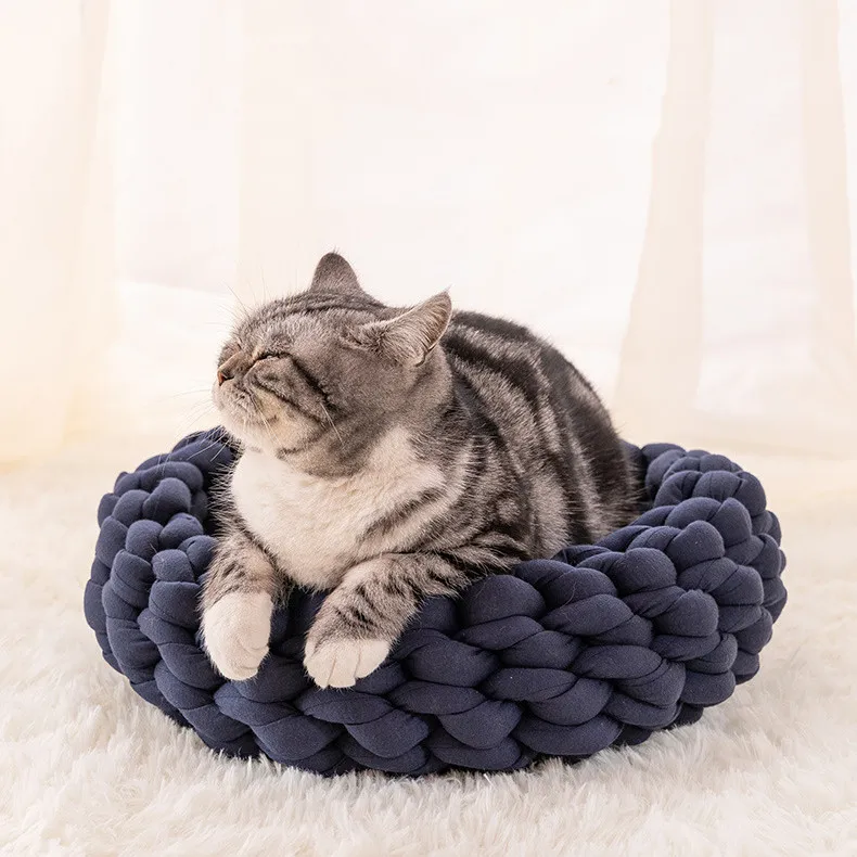 

Good Quality Multi-colors Handmade Chunky Knitted Pet Beds Cuddler Cat Dog Beds Folding Dog Bed Mat