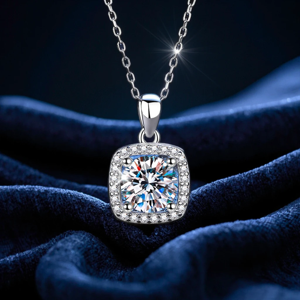 Temperament Simple Princess square D Color Moissanite Pendant S925 Sterling Silver Necklace for Women Wedding Jewelry