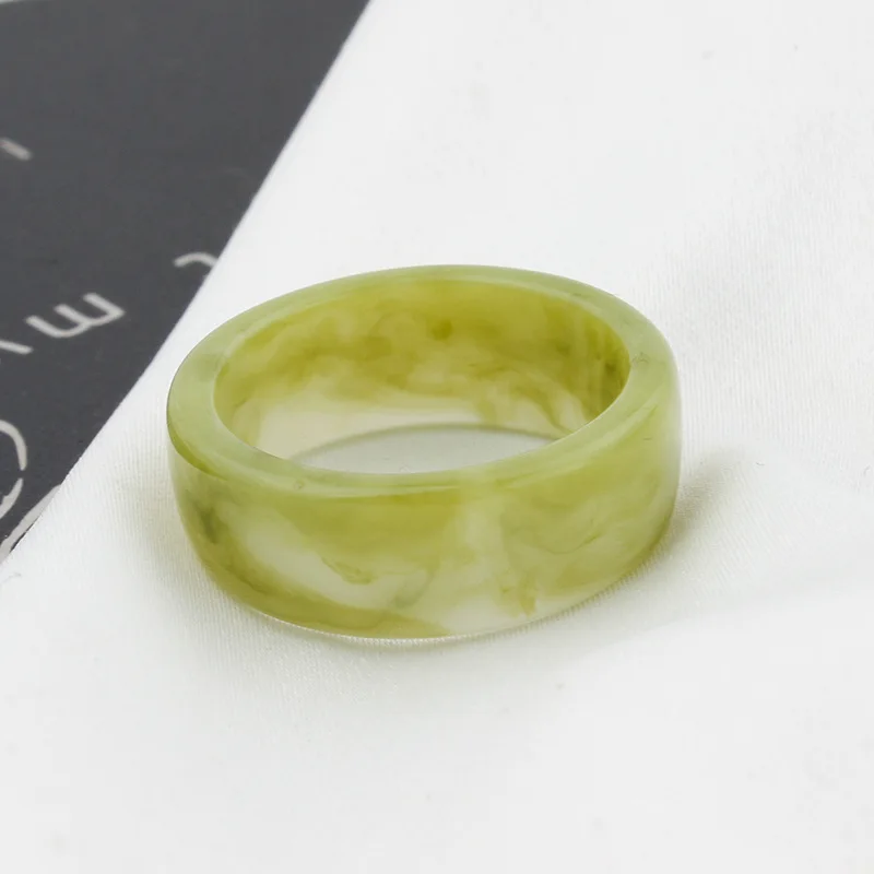 

OUYE Summer New Style Hot Sale Green Resin Ring Simple Trend Female Jewelry Wholesale, Picture