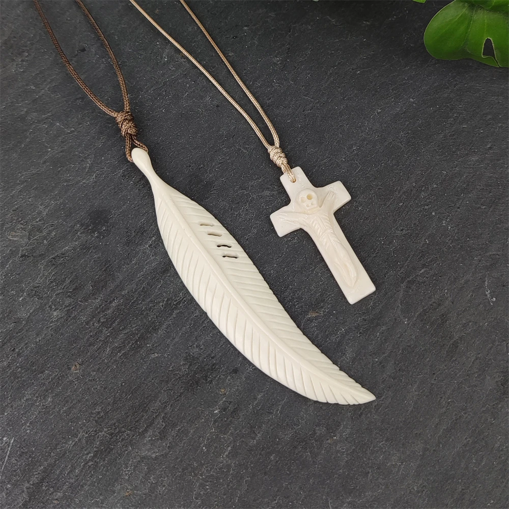2025 New Arrivals Maya Necklace Yak Bone Carved Feather Charm Necklaces Cross with Skeleton Pendant Primitive Tribes Jewelry