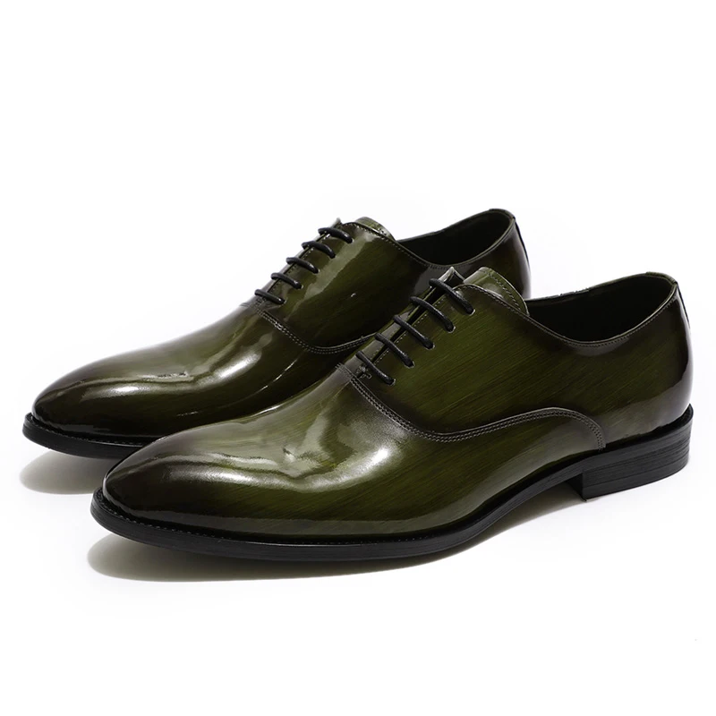 

Exquisite workmanship patent leather dress shoes for men