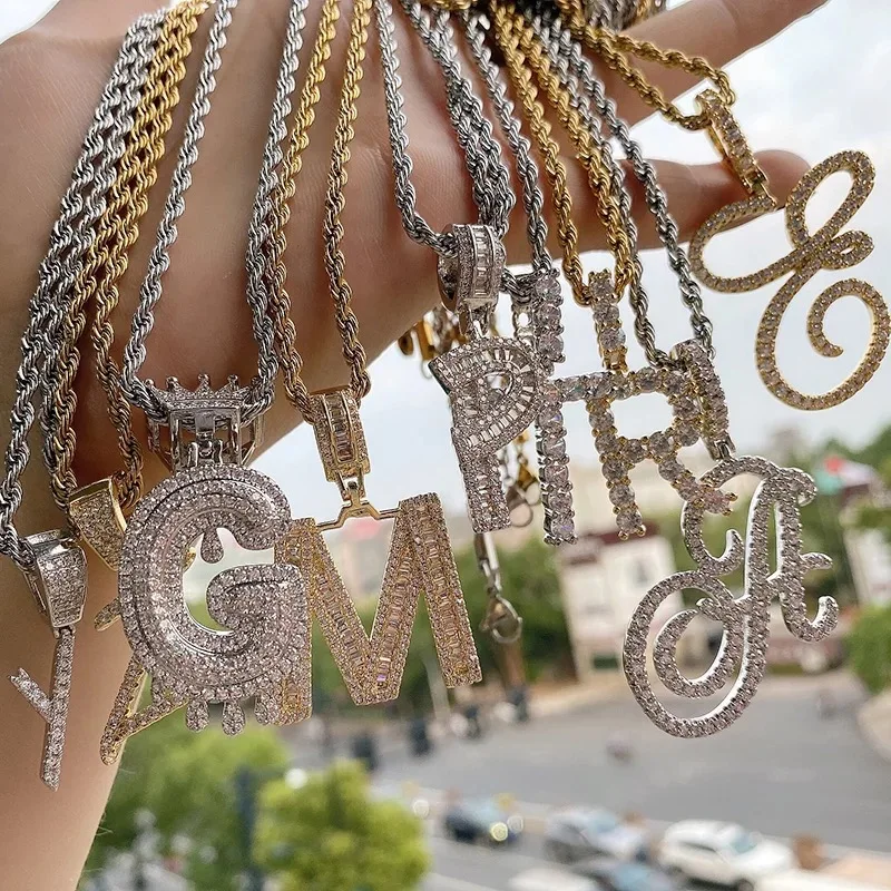 

Custom Brass Hip Hop Cubic Zircon Letters Cursive Initial Pendant Necklaces For Women Iced Out Alphabet Letter Necklace Chain, Picture shows