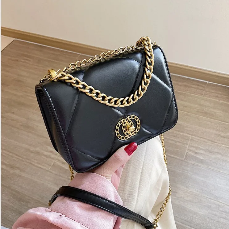 

Autumn Fashion Luxury Ladies Diamond Lattice Crossbody Bag Easy New Year Matching Messenger Bag, White red black pink