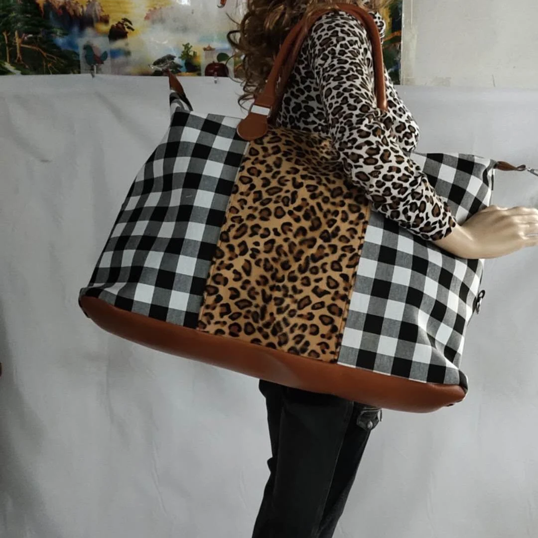 

Free samples large-capacity handbags ladies shoulder bags light-packed travel bags various colors pattern for variety purposes