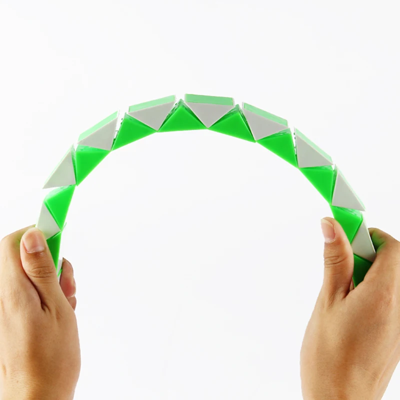 2020 热卖儿童教育可折叠变形蛇扭曲防应力拼图魔术统治者立方体