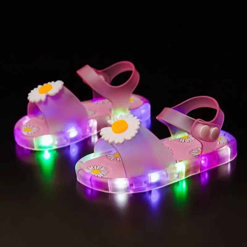 

Wholesale Fashion PVC Cute smiling face non-slip LED sandals slippers Lighting shoes for kids Kids Beach Sandals