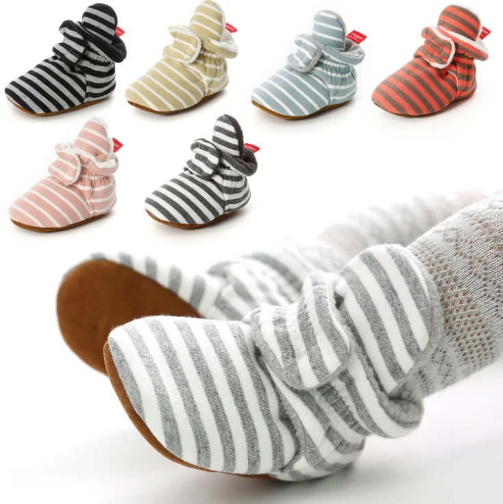 

trending products 2021 new arrivals New fashion warm Cotton fabric stars print 0-2 years baby girl boots baby booties, As picture shown