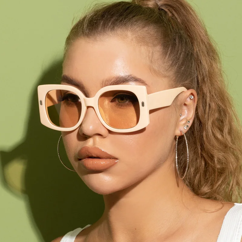 

Cute Retro Designer Travel Popular Cheap Women Small Square Sunglasses Candy Color Shades UV400 Vintage Sunglasses, Custom colors