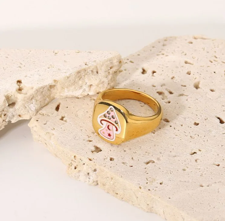 

INS fashion Wholesale 14k gold stainless steel geometric signet ring jewelry pink enamel mushroom ring for women