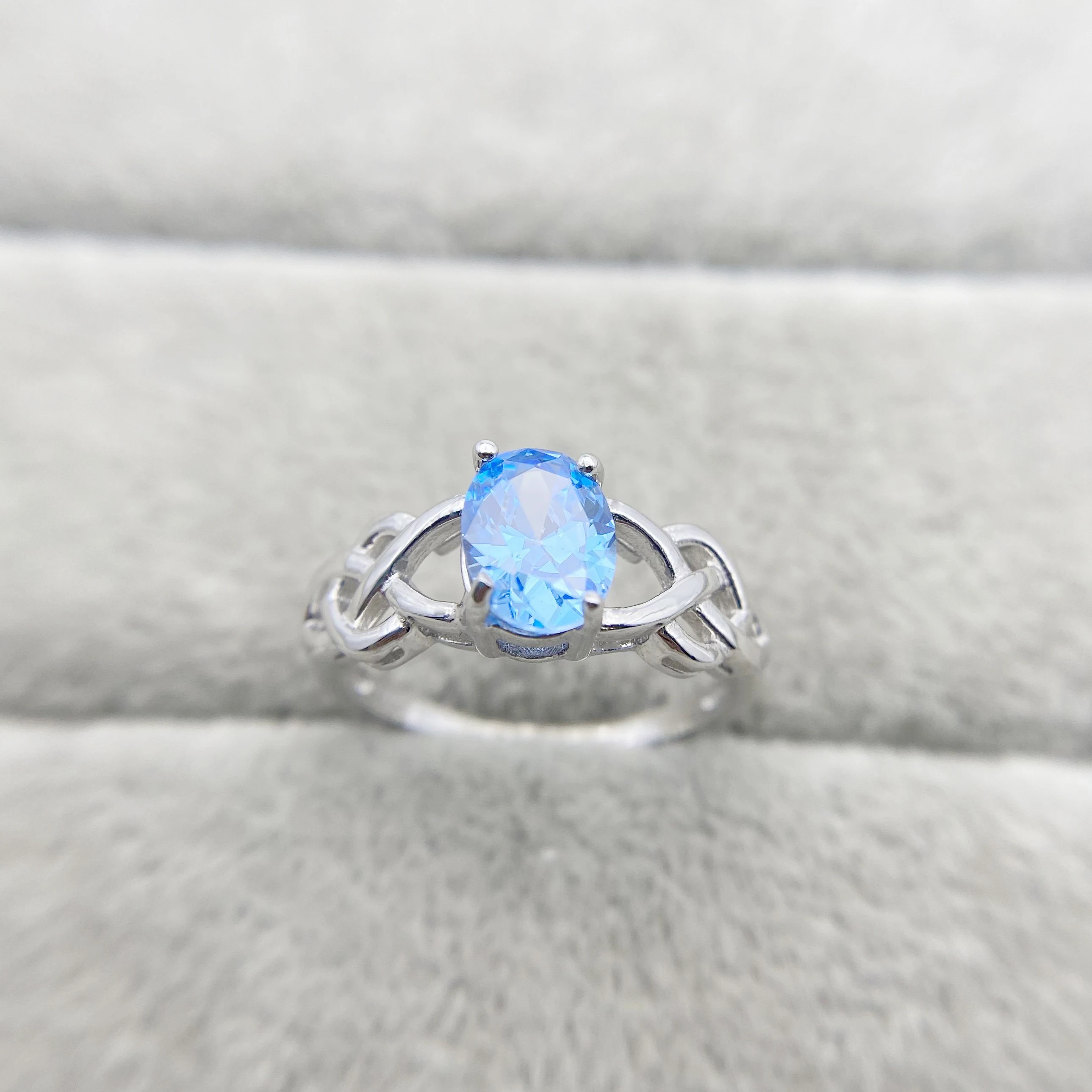

European and American S925 Silver Oval Blue Gem simple fashion retro Ring Jewelry women's gift