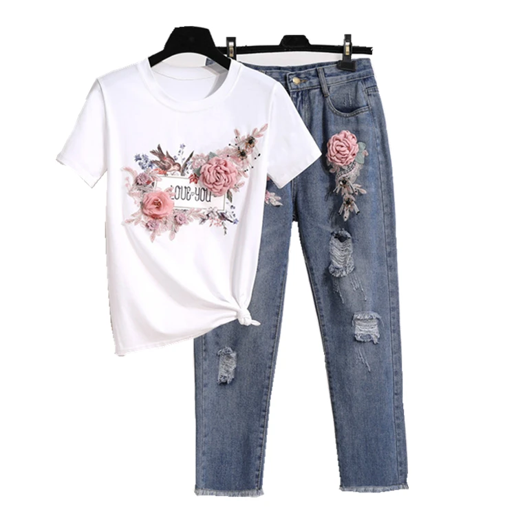 

Summer Two-piece Suit Women 2021 New Nail-beaded Stereo Swallow Printed Short-sleeved T-shirt + Hole-punched Nine-cent Jeans