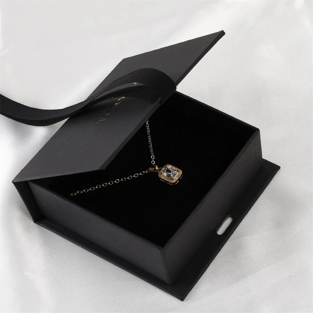 

9.5*9.3*3.5cm Cardboard Necklace Earring Bracelet Ring Custom Gift Paper Packaging Box Flap Jewelry boxes