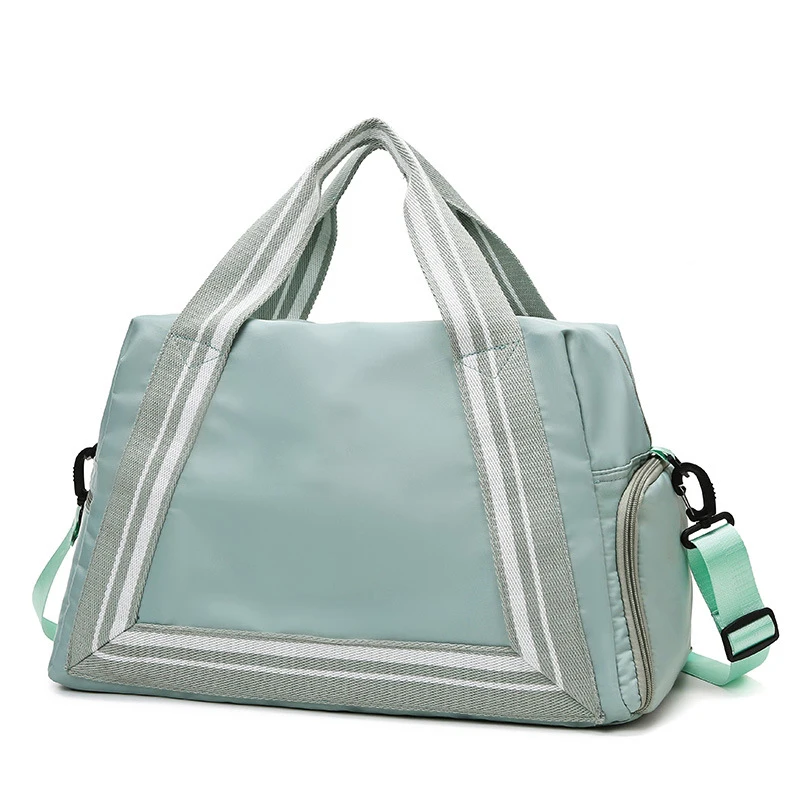 

Large Capacity Shoulder Gym Tote Sport Bag Gym Duffle bag with Shoes Compartment