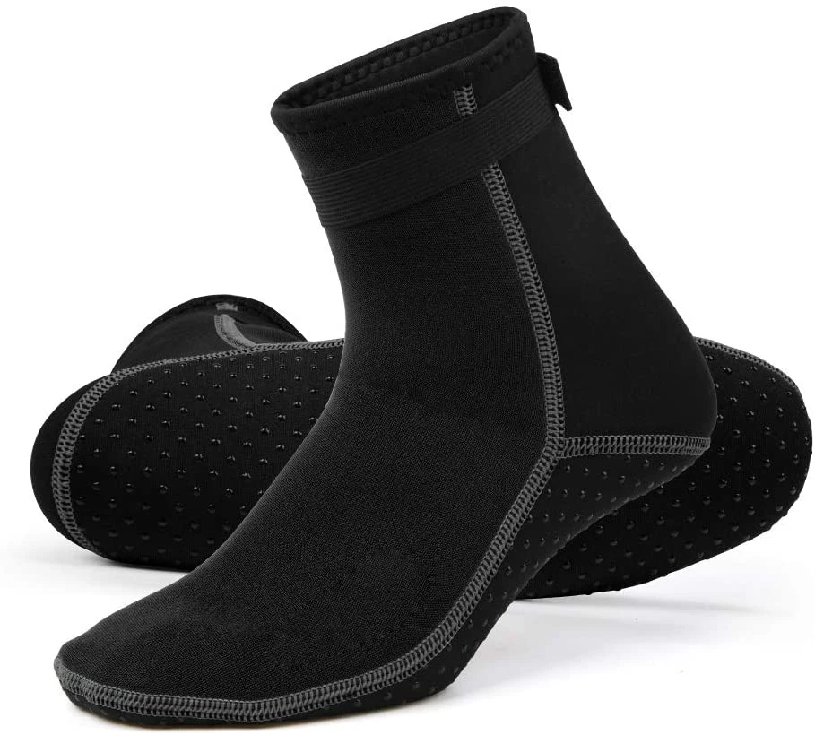 

Best selling 3MM sports neoprene waterproof swimming surfing water aqua shoes diving socks Non slip swimming beach socks, Black/customized color