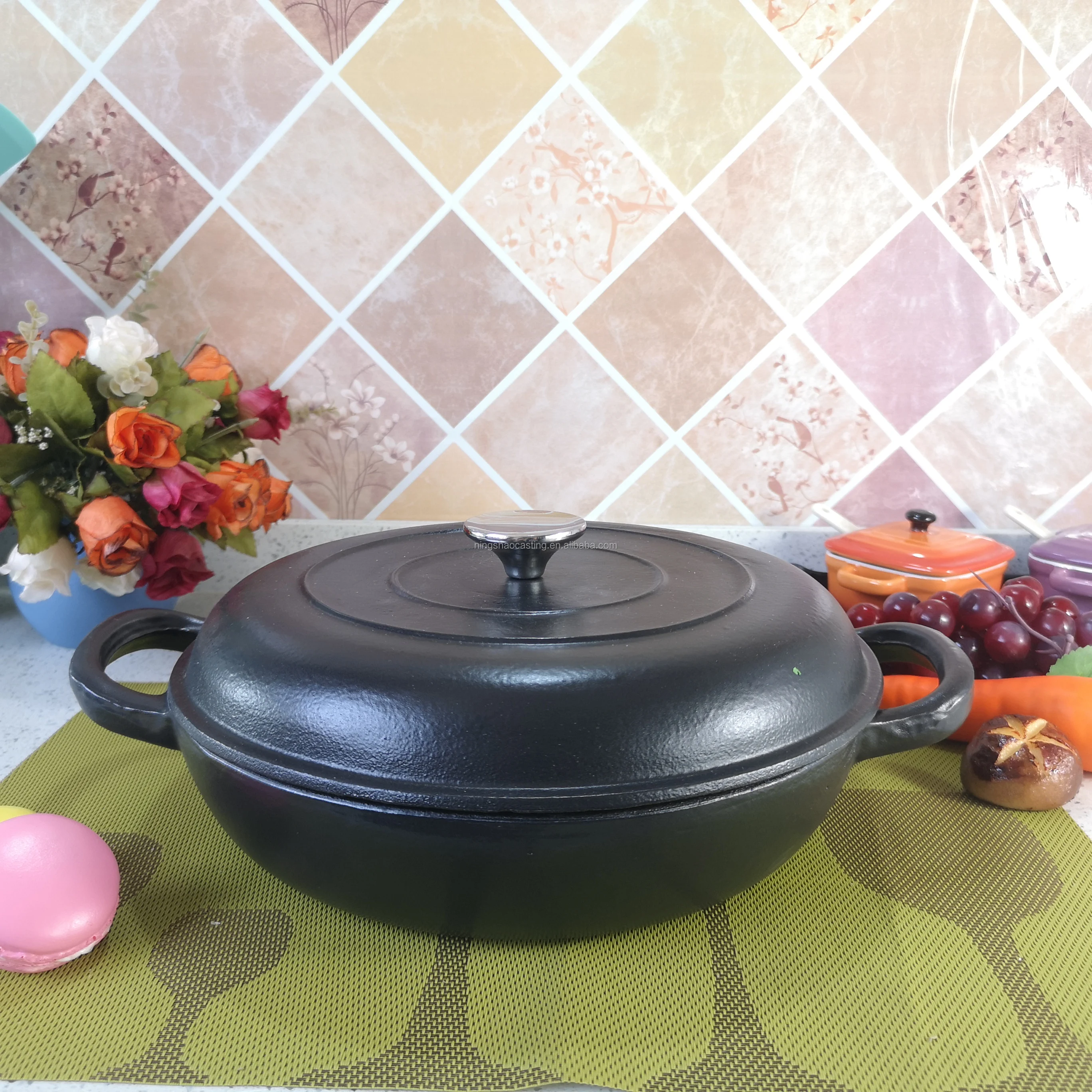 铸铁搪瓷砂锅/铸铁炊具