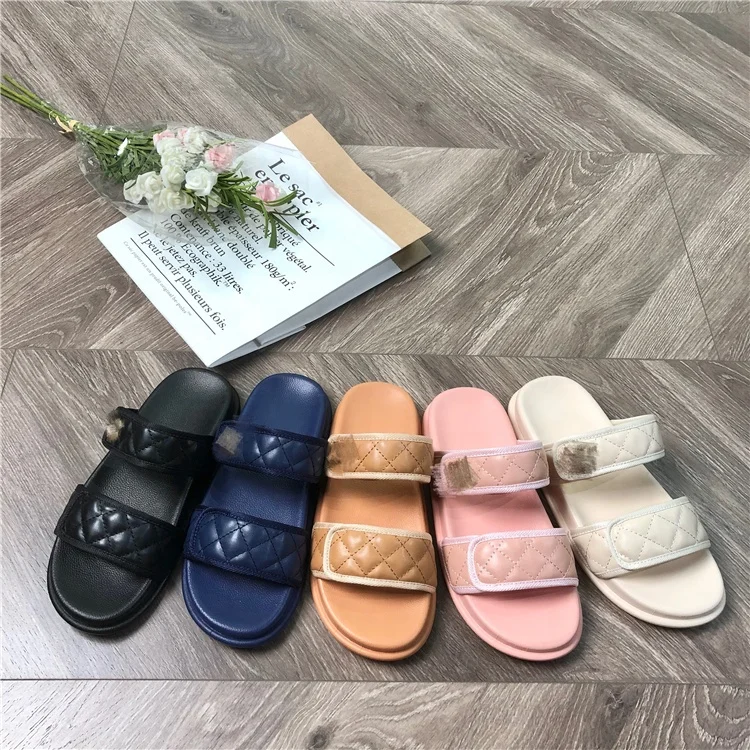 

Wholesale Ladies Slippers Slides Women's Sandals PU Plaid leather Outdoor Slippers For Women, Customized color