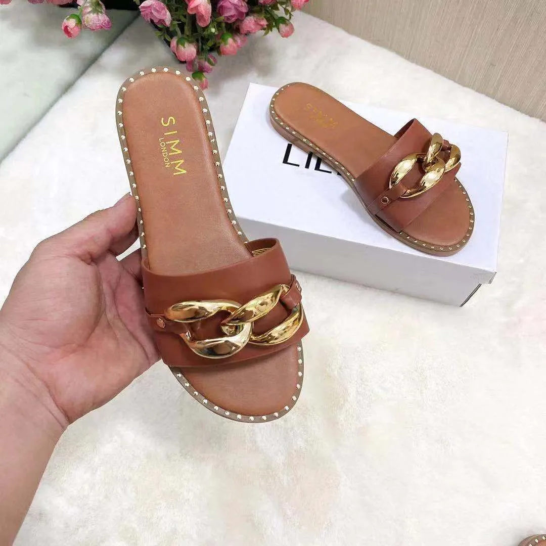 

Big double ring chain buckle hot summer slippers Fashion 2021 Metal LOGO women's slippers sandals wholesale flat shoes, Picture