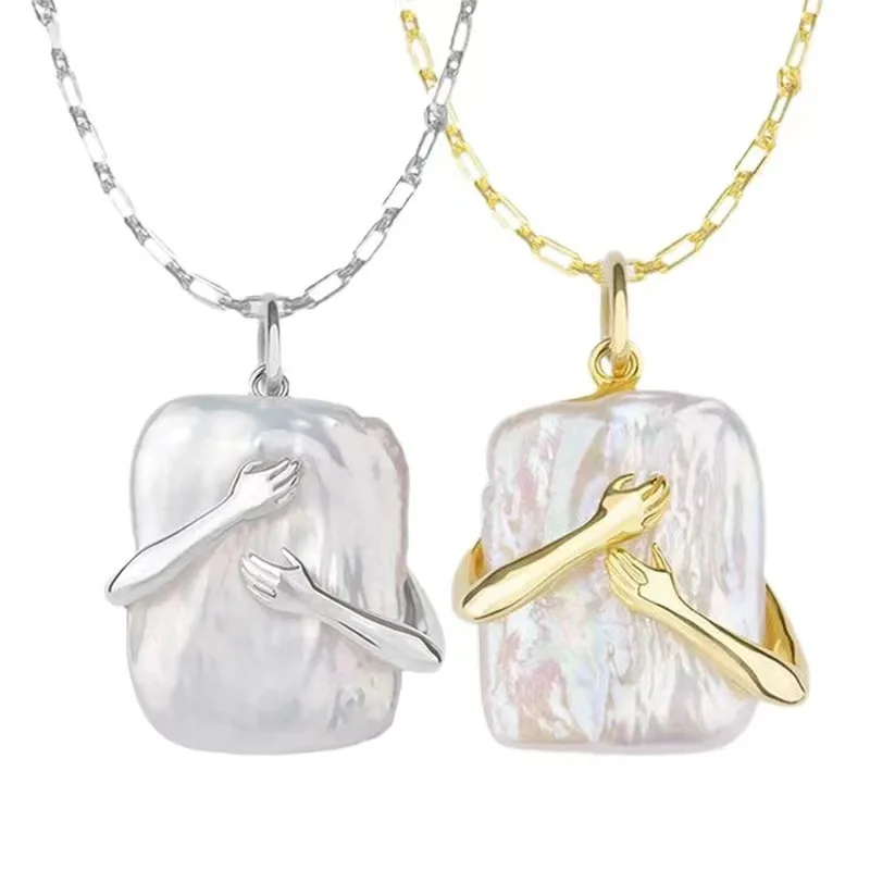 

2022 New Jewelry Creative Necklace Square Shape Necklace Hug Necklace For Couple