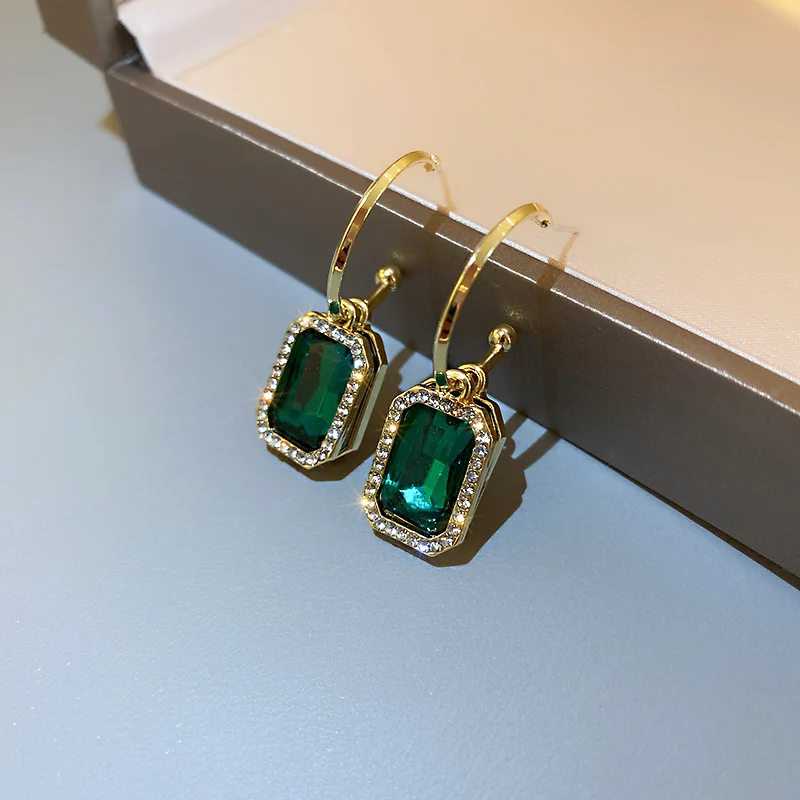 

fashion square drop crystal green hoop earrings